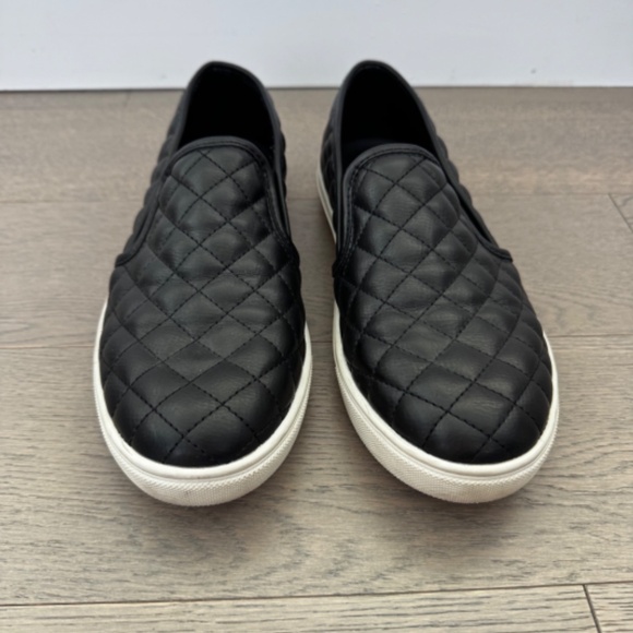 Steve Madden ECENTRCQ Quilted Slip-On Sneakers – Vegan Leather, Women’s Casual - Picture 11 of 12
